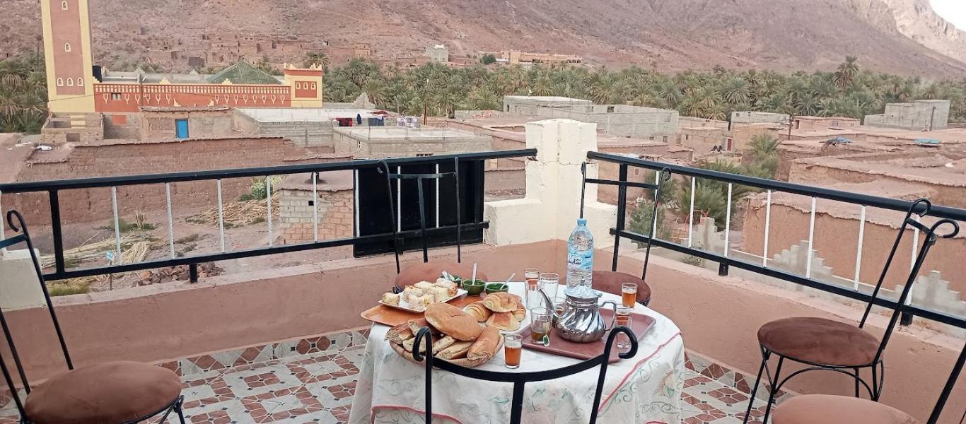 Auberge Restaurant Tissili " Oasis De Fint" Exterior photo